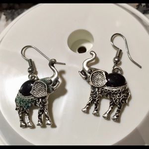 One pair of Elephant pierced earrings!